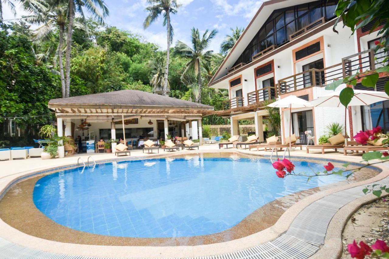 Microtel By Wyndham Boracay Balabag  Exteriör bild