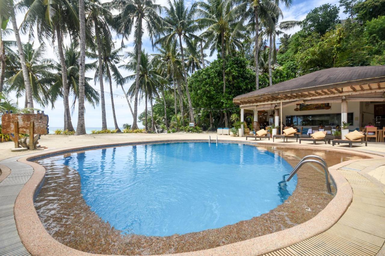 Microtel By Wyndham Boracay Balabag  Exteriör bild