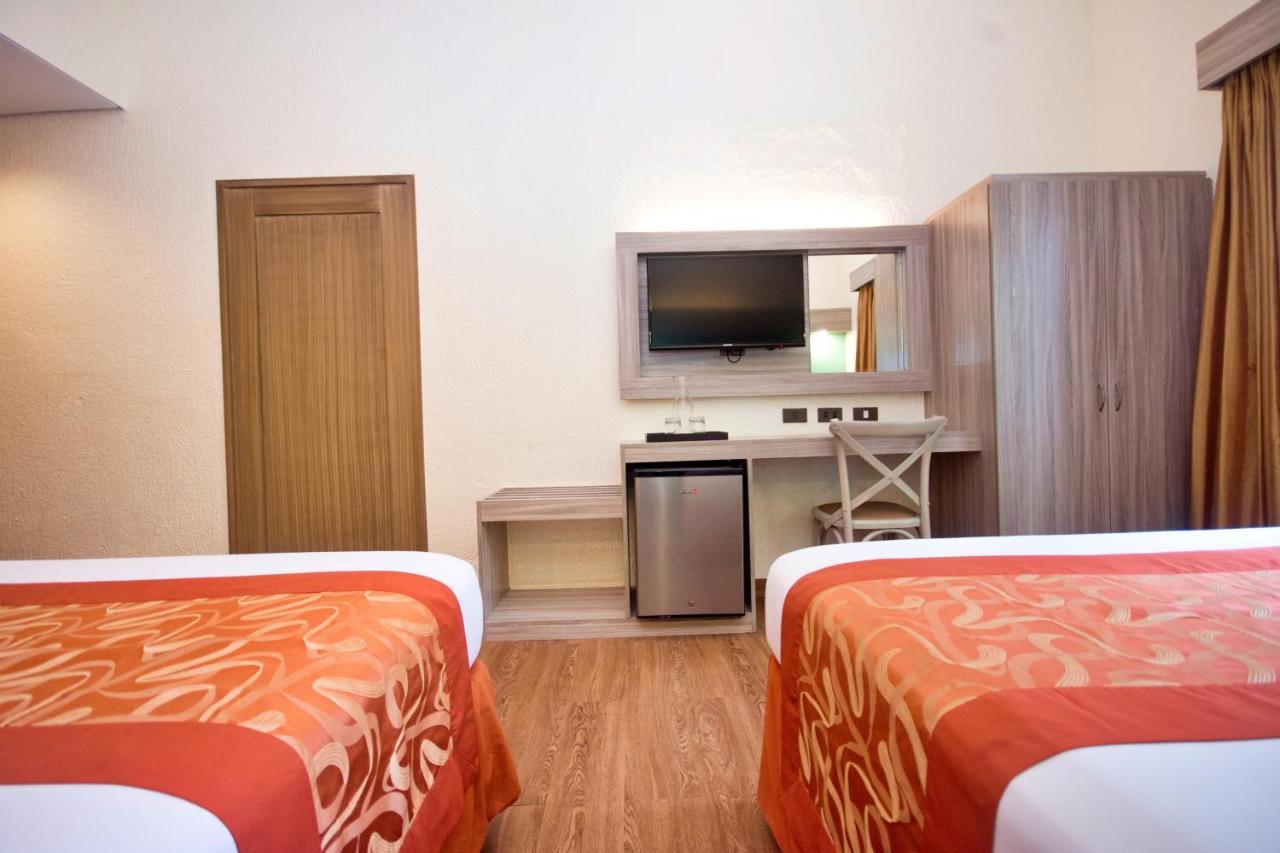 Microtel By Wyndham Boracay Balabag  Exteriör bild