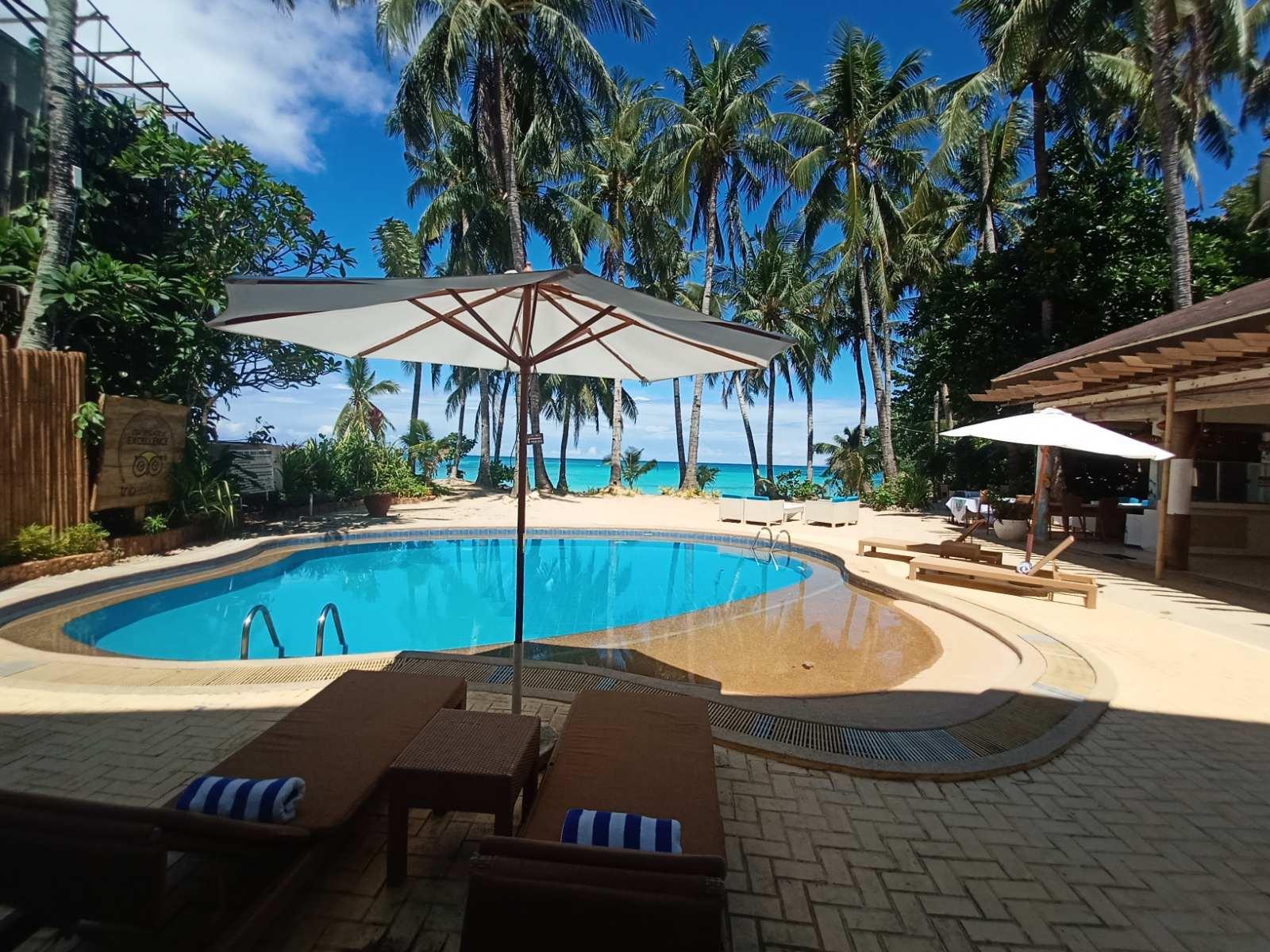 Microtel By Wyndham Boracay Balabag  Exteriör bild
